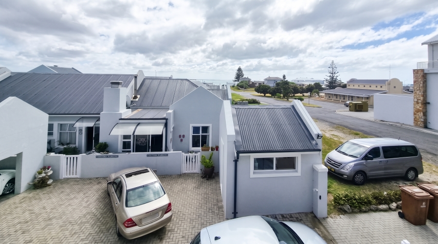 2 Bedroom Property for Sale in Struisbaai Western Cape